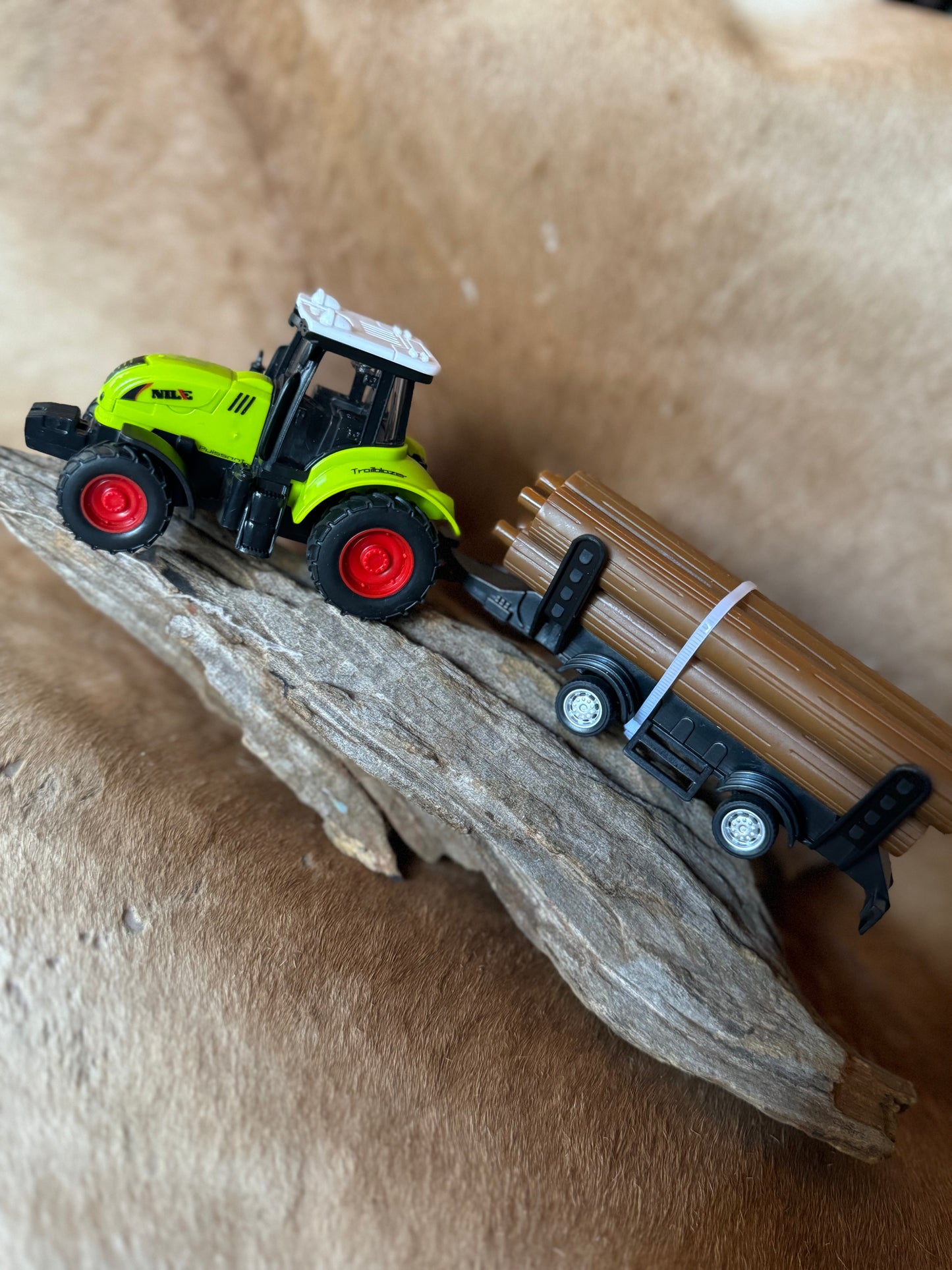 Trator Brinquedo
